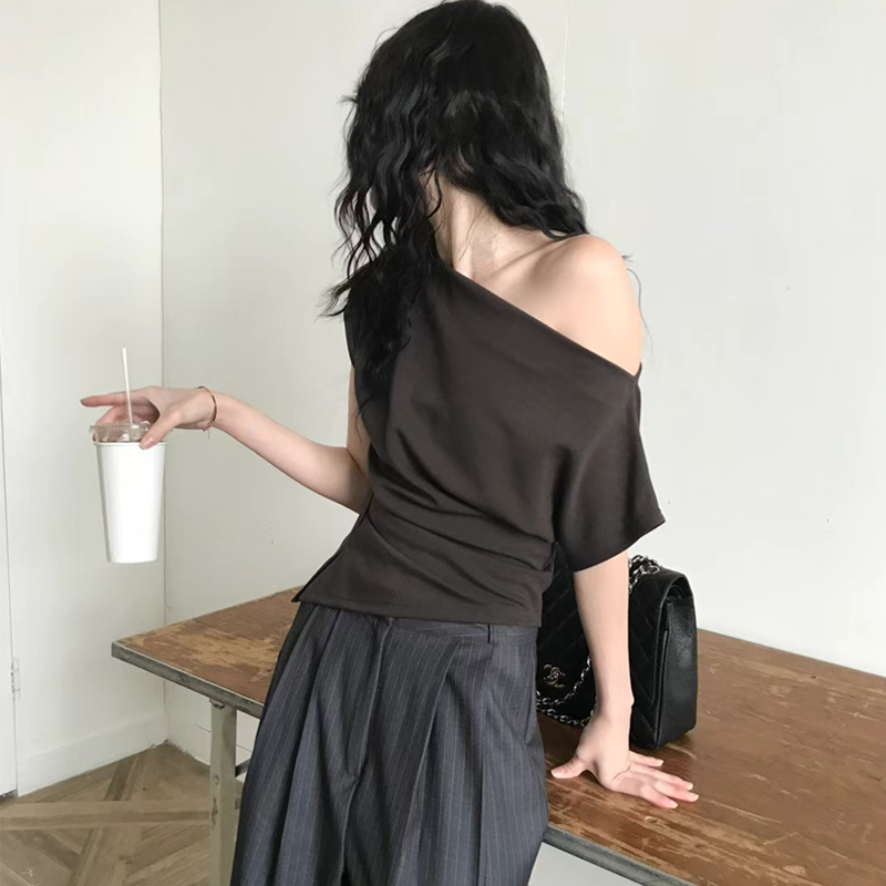 Elegant One-Shoulder Design Se - Korean Lifestyle & Kids Boutique review and price